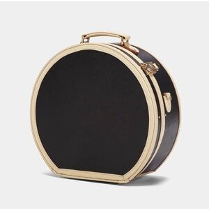 Streamline “starlet” hat box